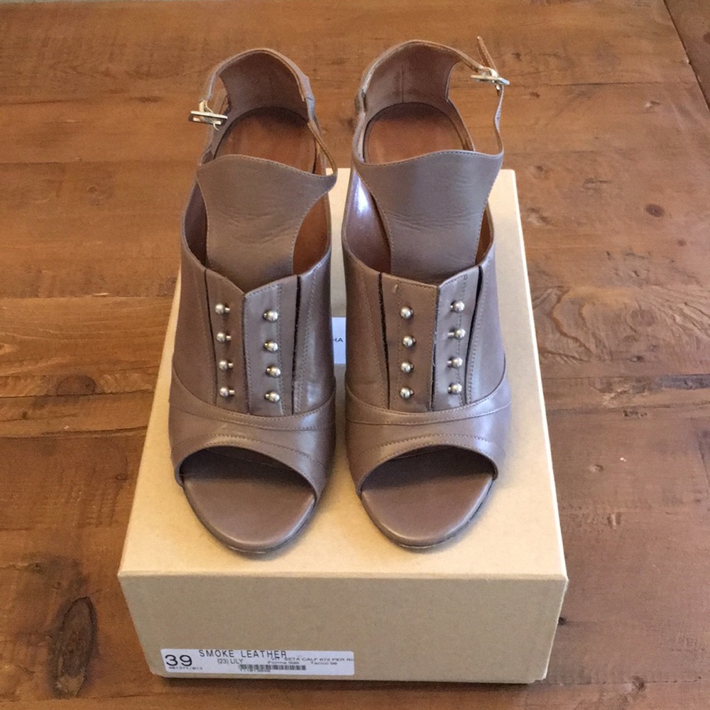 EUC Tabitha Simmons “Lily” smoke grey bootie